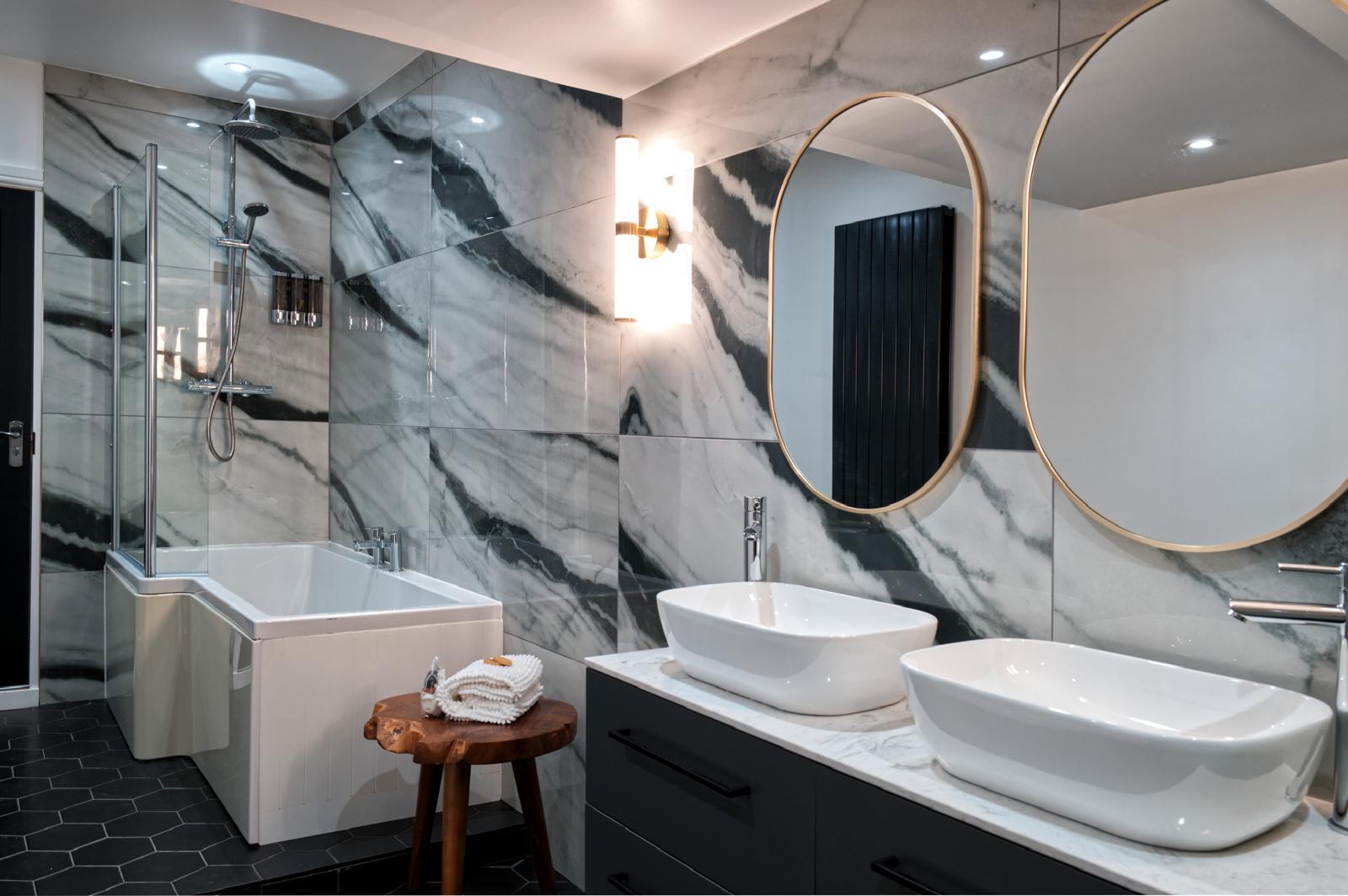 Bathroom of the Spring Suite — light, fresh, uplifting